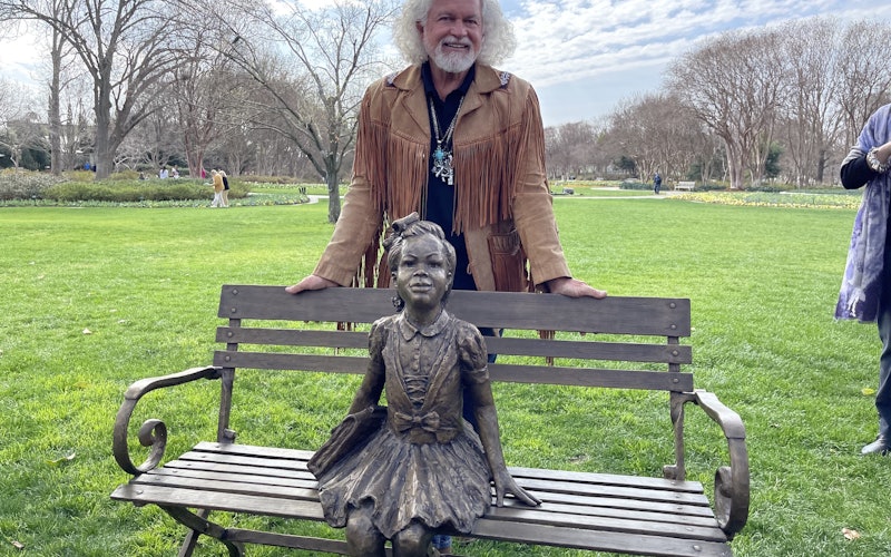 Gary Lee Price with sculpture