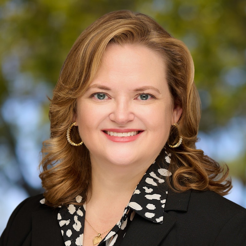 Amber Slayton bio image